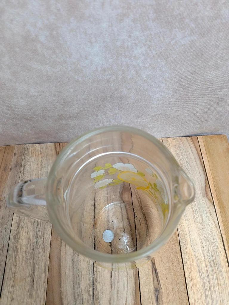 Pichet vintage en verre décor citron