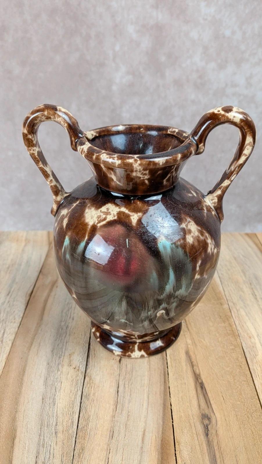 Petit vase ancien en céramique émaillée – anses –