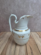 Petit pichet / pot à lait en porcelaine de Paris Xixe – décor doré