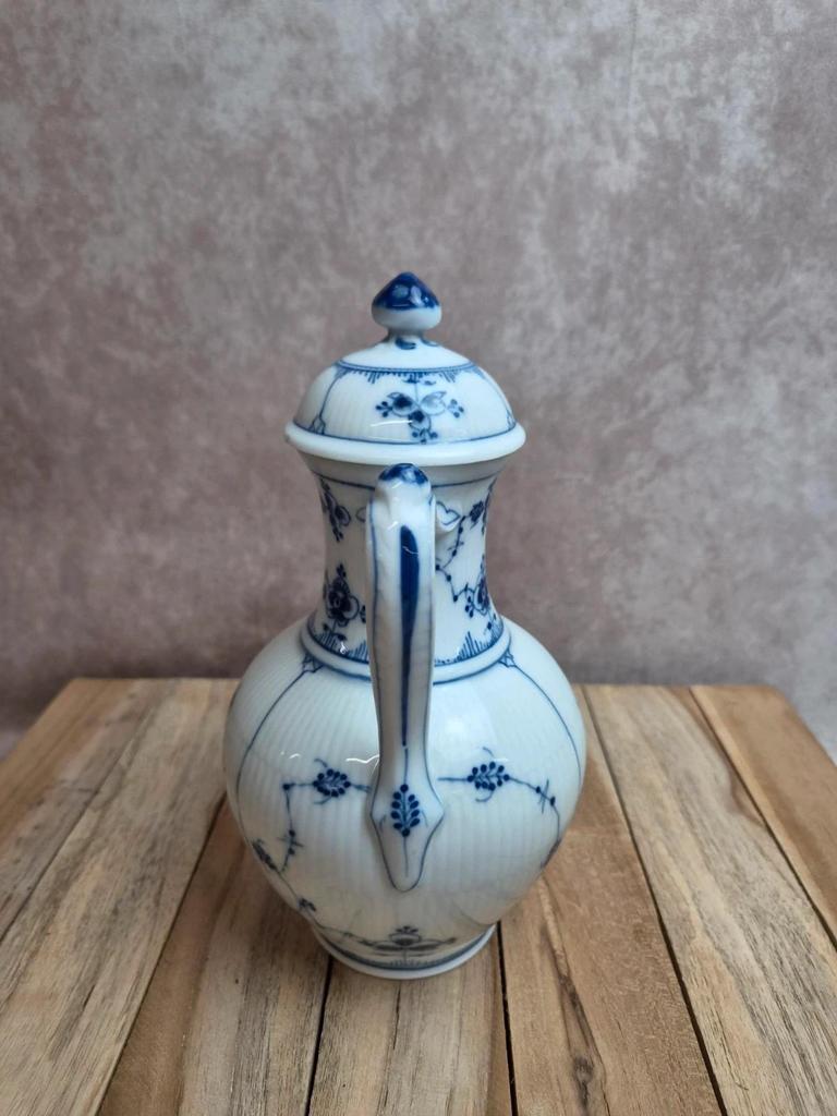 Ancienne cafetière Porzellanfabrik Kalk Eisenberg – Indischblau – début Xxe