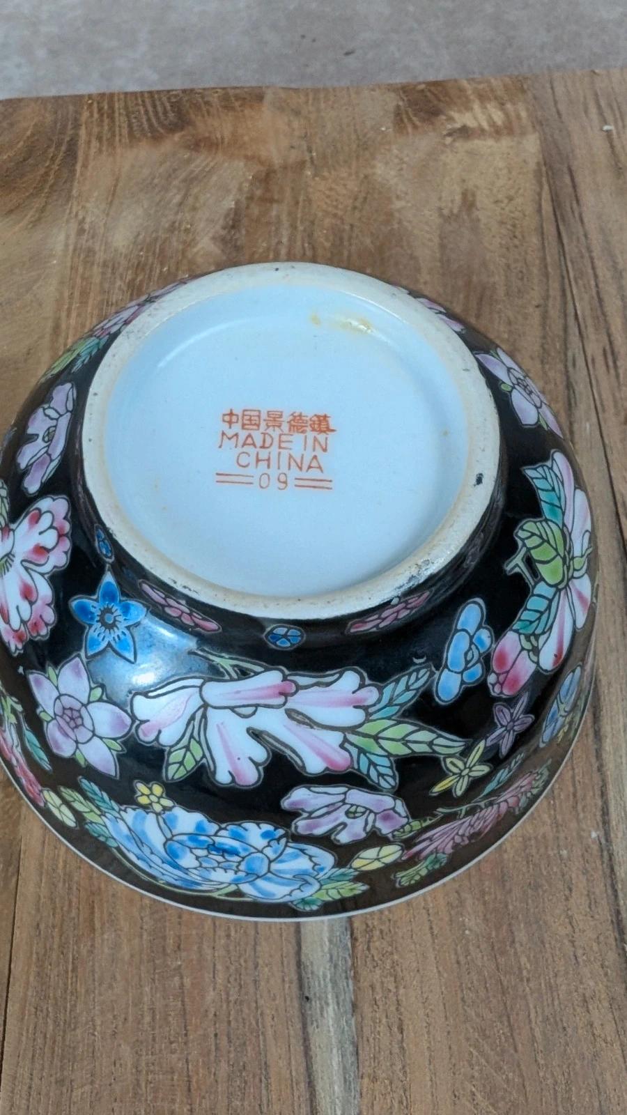 Bol et cuillère chinoise en porcelaine – décor floral noir