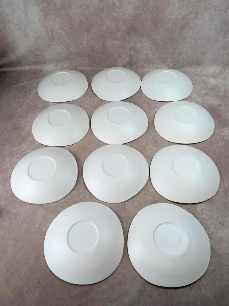 Lot de 11 assiettes à dessert vintage Niderviller – années 70 – style Capron Vallauris
