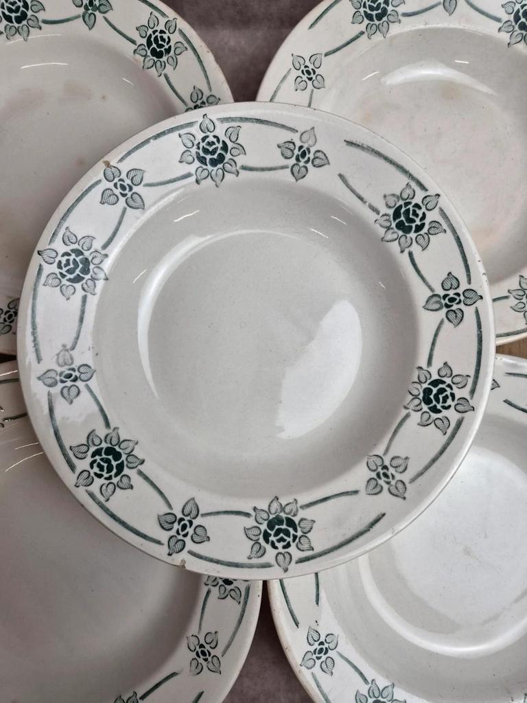 Lot de 6 assiettes creuses anciennes Faïencerie Nouvelle Givors – Modèle Simone – Faïence française