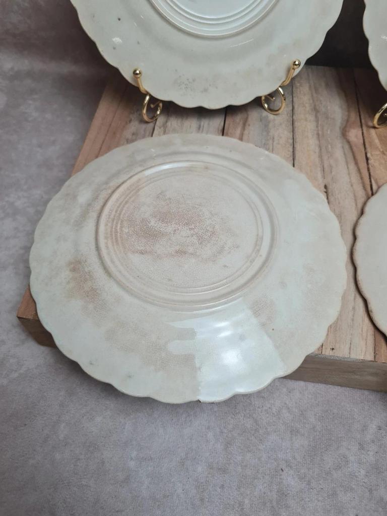 Lot de 4 assiettes à dessert anciennes terre de fer décor floral bleu et vert 🌿