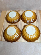 Lot de 4 coquilles Saint-jacques anciennes en céramique émaillée