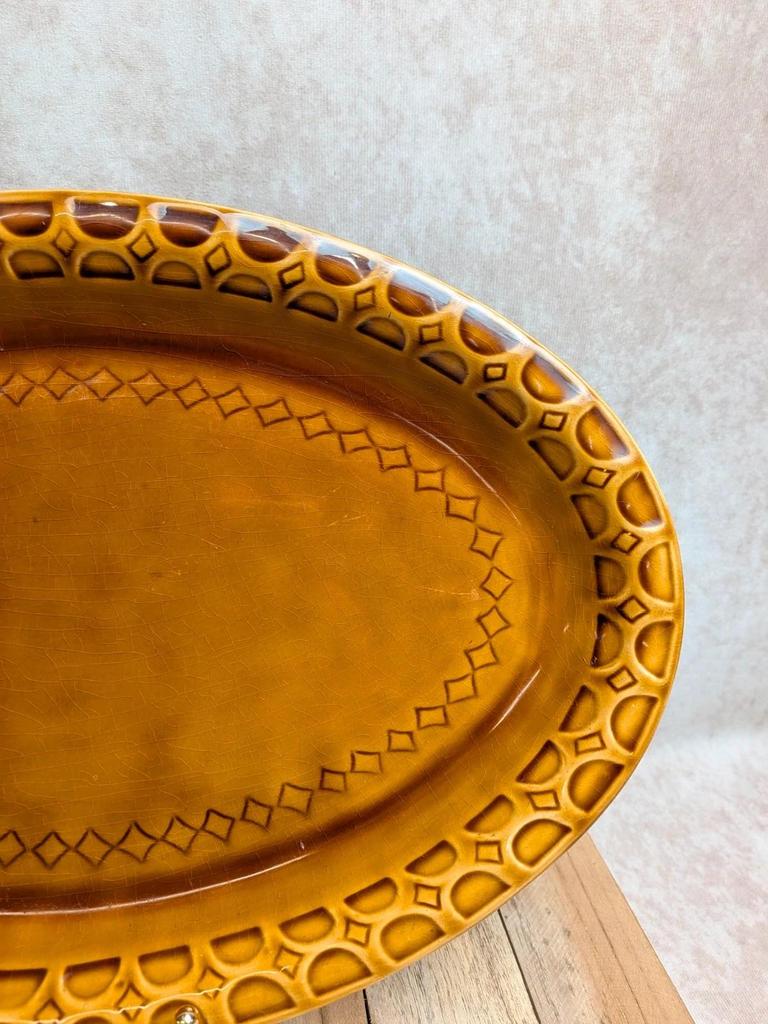 Plat ovale vintage Sarreguemines brun caramel