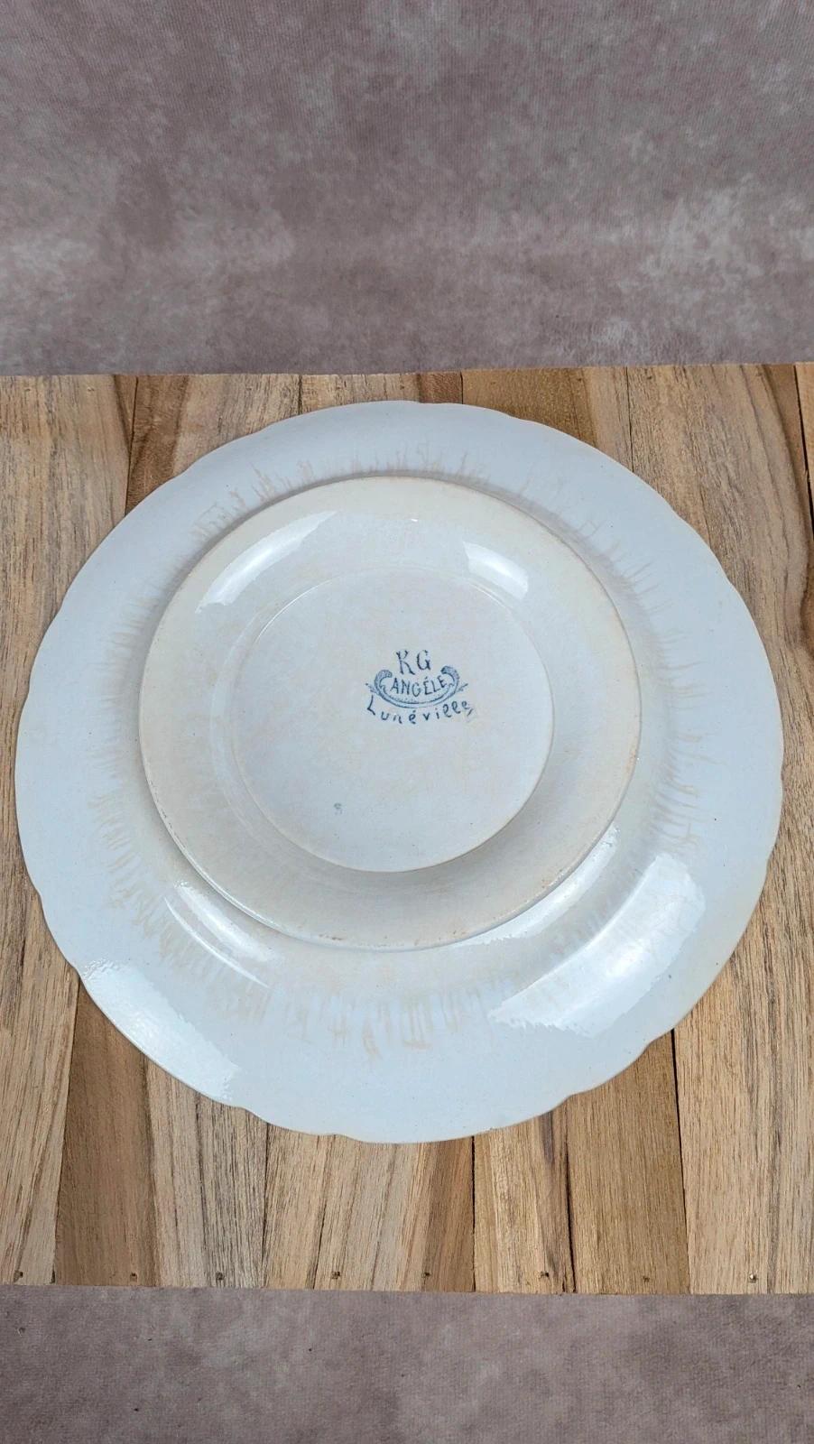 Plat sur pied ancien Kg Lunéville modèle Angèle