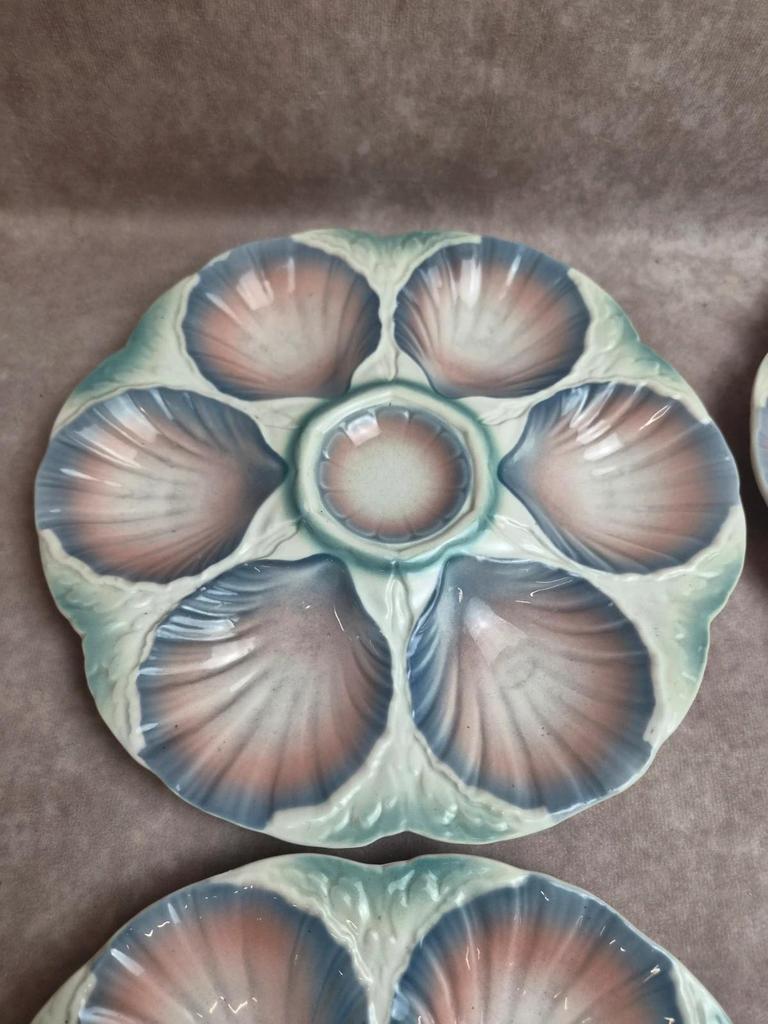 Lot de 5 assiettes à huîtres Digoin Sarreguemines n°32 – Majolique ancienne