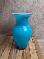 Grand vase vintage italien style Empoli en verre opalin bleu et blanc 31 cm
