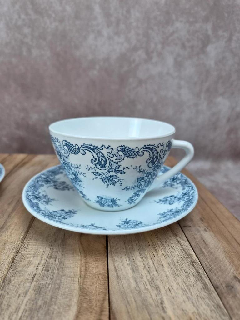 Lot de 2 tasses + 2 sous-tasses Rivanel – décor bleu floral – vintage