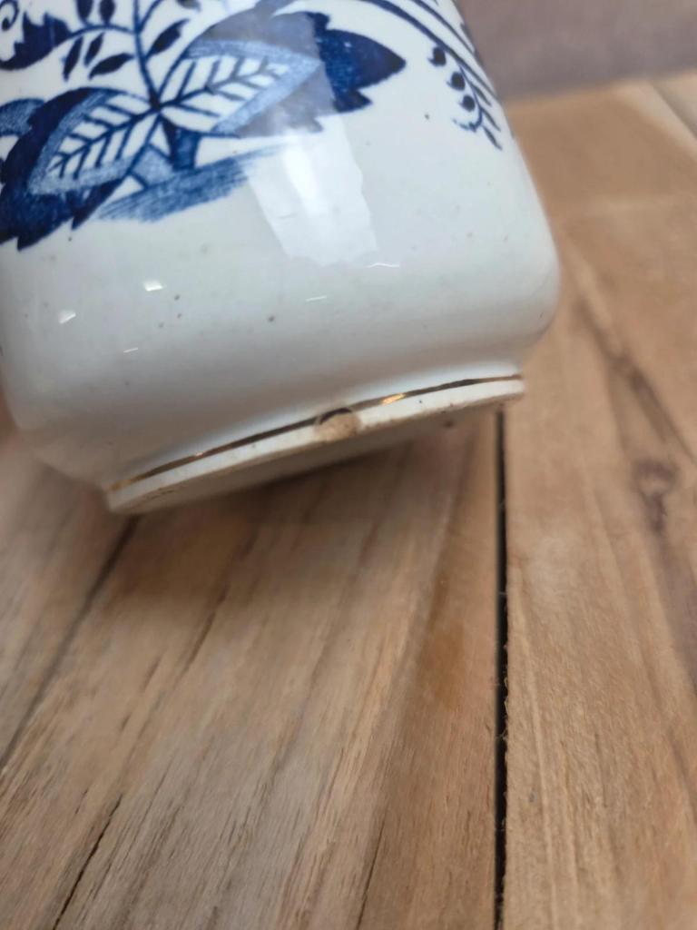 Paire de pots à lait anciens Boch Frères Keramis – modèle Saxe