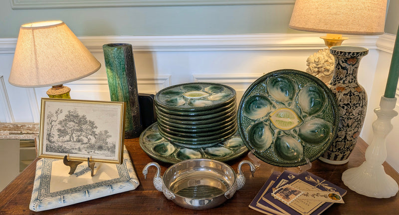 Showroom de brocante et objets anciens à Bords en Charente-Maritime.