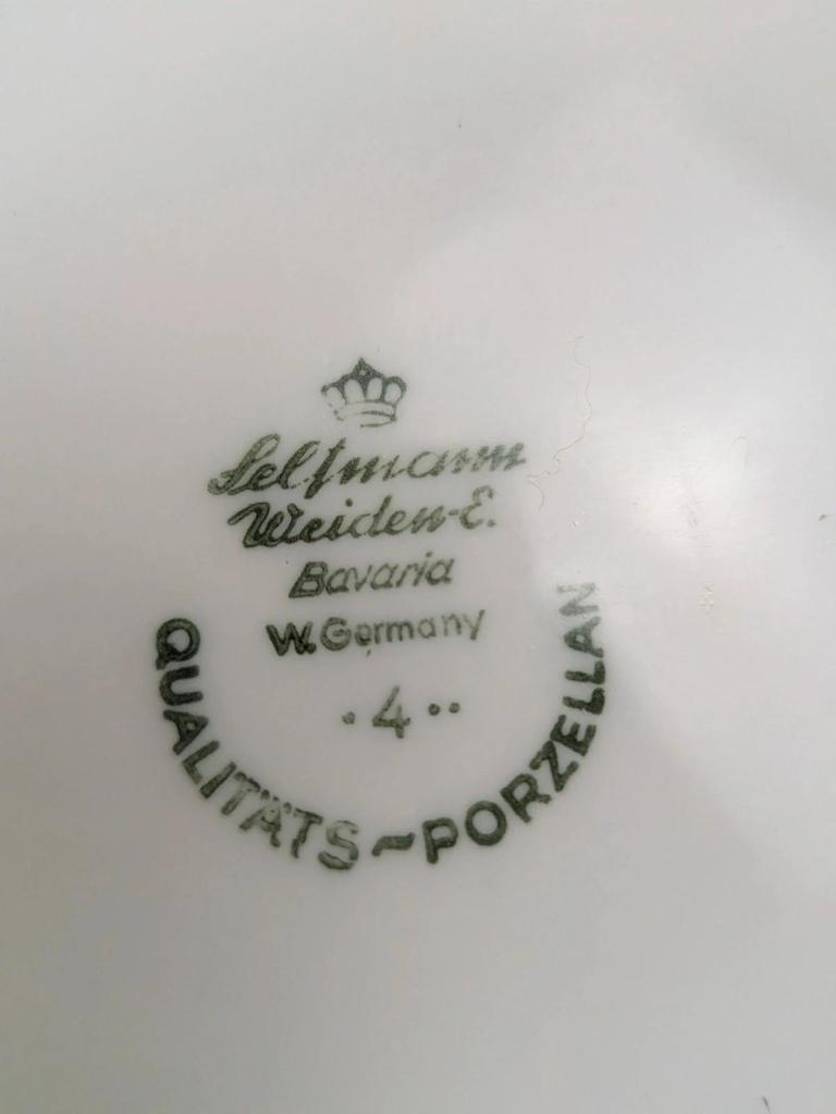Lot de 12 assiettes plates Seltmann Weiden Bavaria Theresia rouge