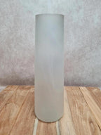 Vase ancien en verre givré décor iris peint main en relief signé Hr 🌿