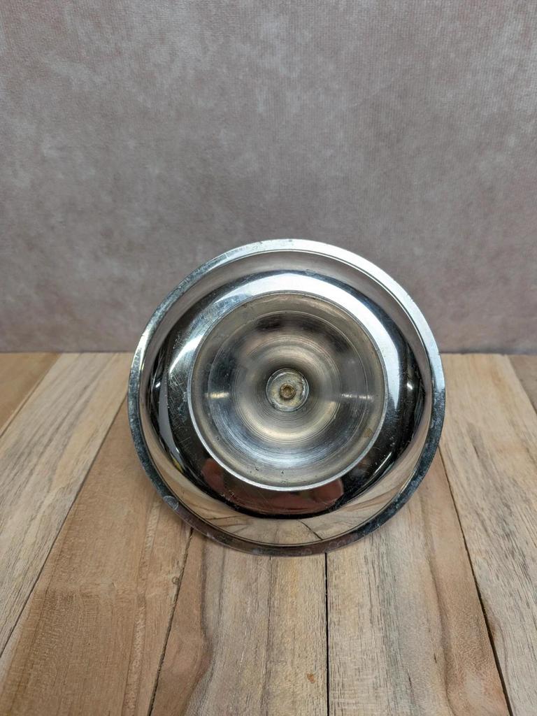 Petit présentoir vintage en métal argenté – coupelle sur pied
