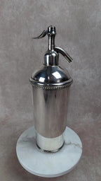 Ancien siphon à soda en métal argenté