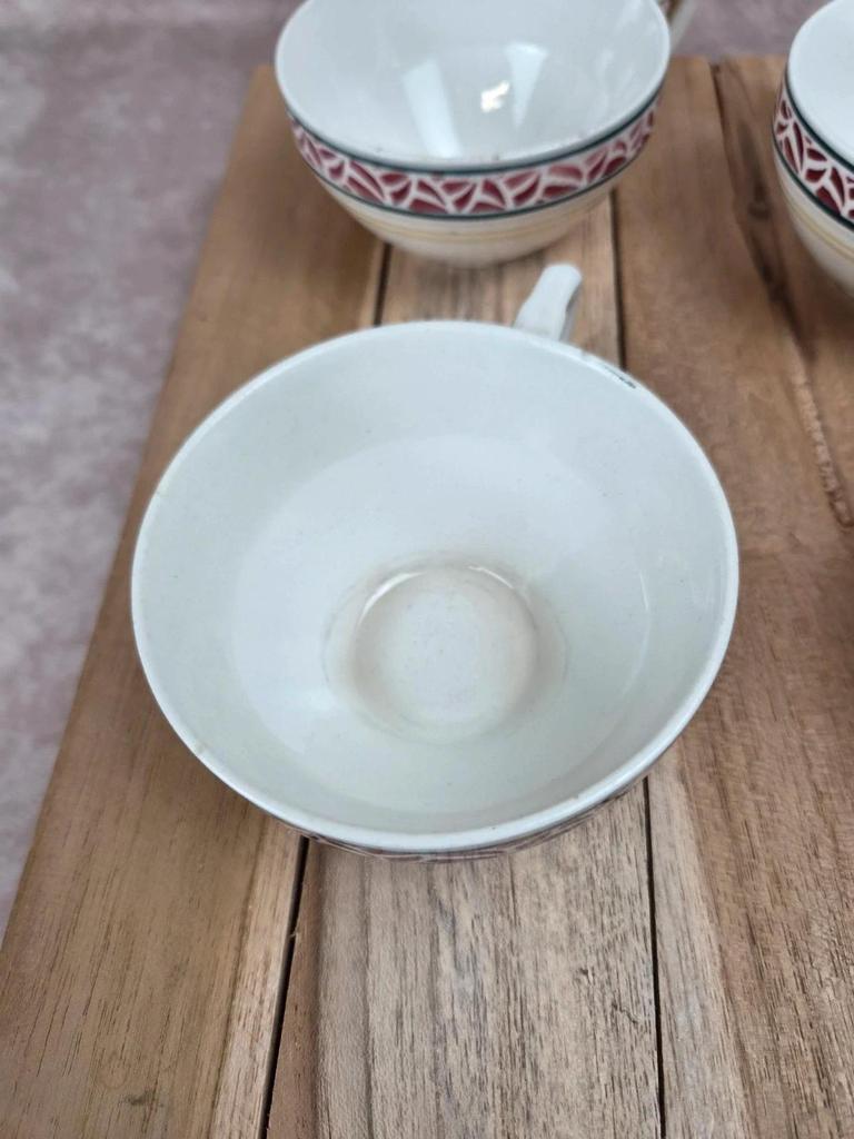 Lot de 6 tasses et sous-tasses vintage Saint-amand modèle Monaco
