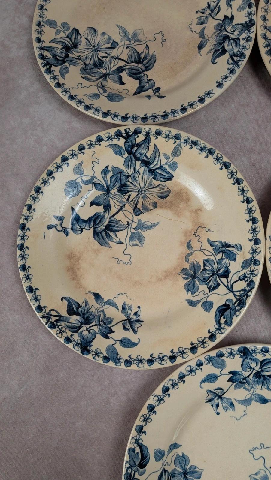 Lot de 5 assiettes plates anciennes Vieillard & Cie Bordeaux, décor Clématite