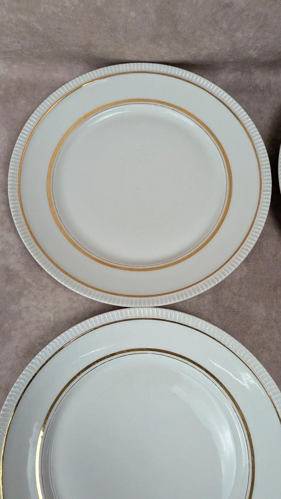 Lot de 6 assiettes plates anciennes porcelaine française