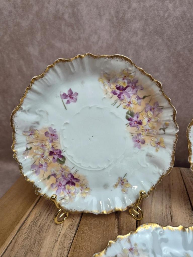 Lot de 3 coupelles anciennes en porcelaine de Limoges décor floral peint main doré 🌸