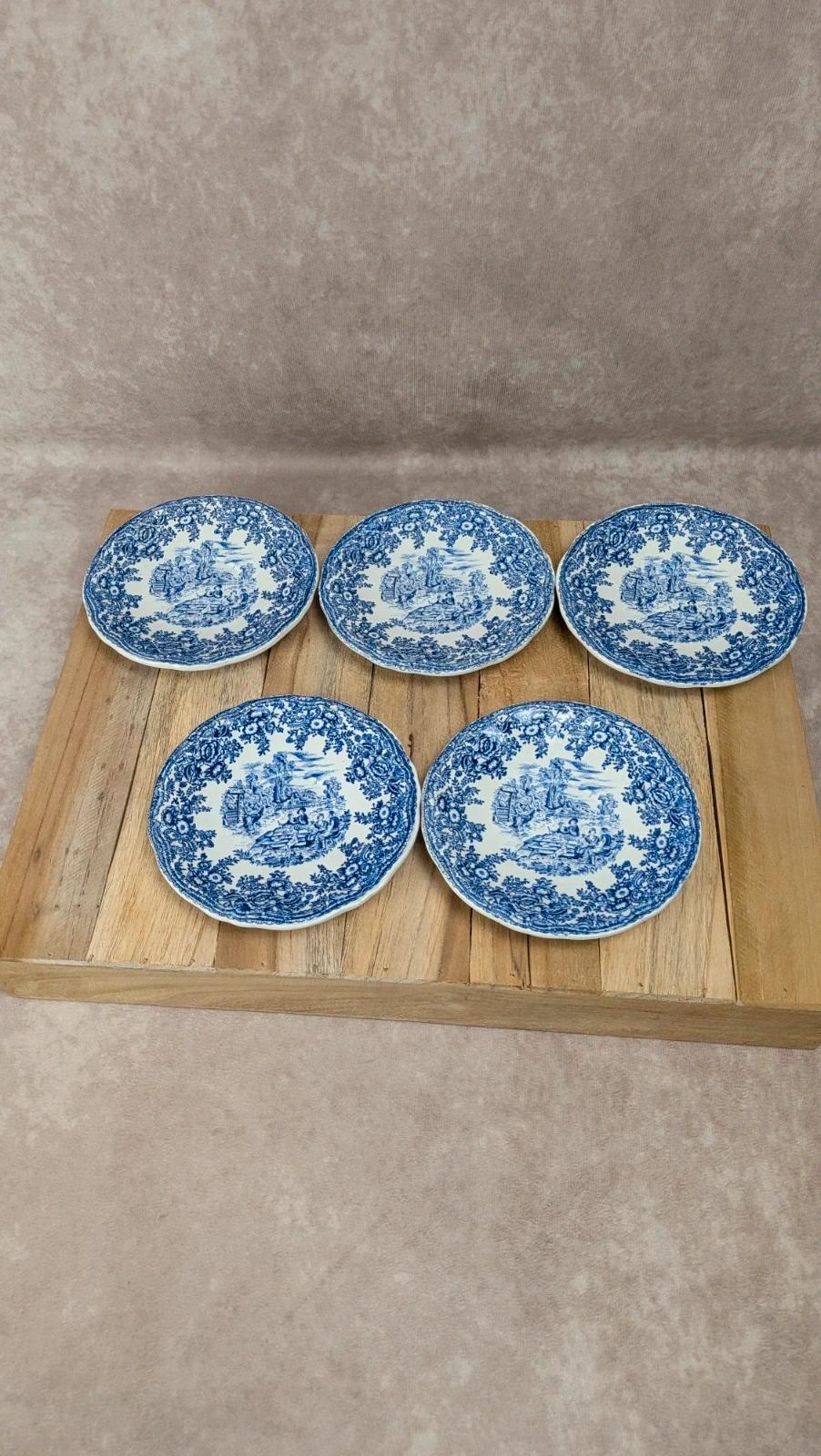 5 soucoupes Lunéville Kg modèle Toile de Jouy bleu –