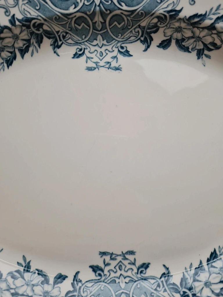 Plat ovale ancien terre de fer Alice Boch Frères Keramis Bkf décor bleu Art Nouveau