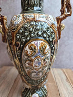 Grand vase majolique anglaise Alhambrian Ware Xixe n°434 – 38 cm