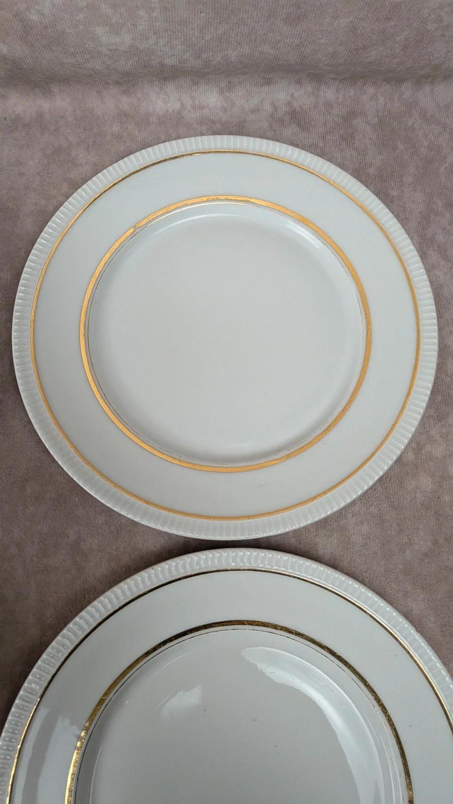 Lot de 6 assiettes à dessert anciennes porcelaine française liseré doré