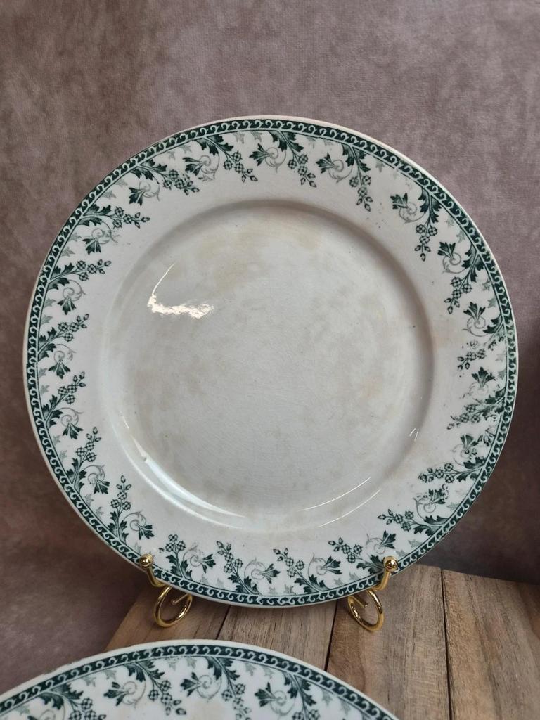 Lot de 6 assiettes plates terre de fer Gien Montigny – décor vert ancien