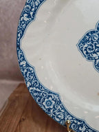Assiette ancienne Gien Xixe – Grand Dépôt E. Bourgeois Paris – Terre de fer
