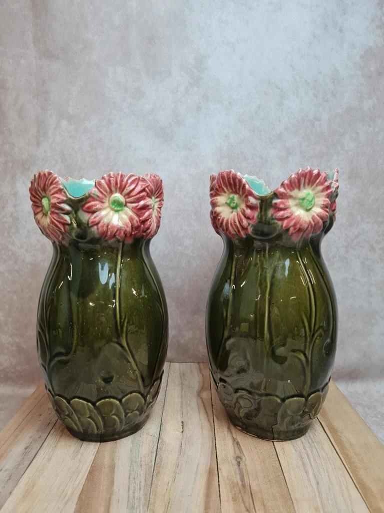 Paire de vases barbotine Francis Masse, Desvres, céramique verte fleurs Art nouveau