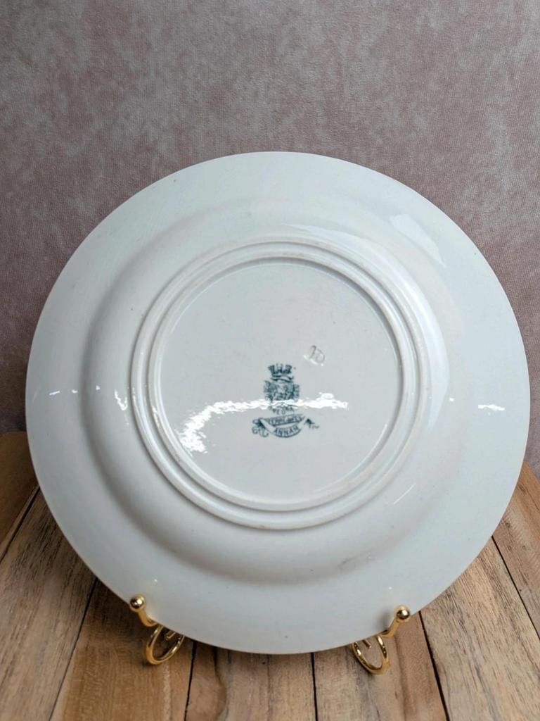 Assiette plate Terre de fer Gien – Modèle Annam – Décor vert ancien