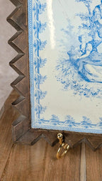 Dessous de plat ancien – carreau Creil & Montereau