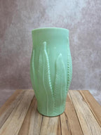 Vase Art Déco en opaline verte Spip France décor feuilles