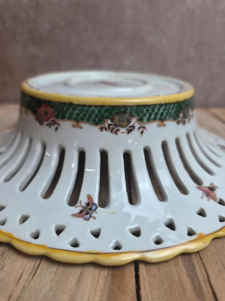 Coupe ajourée en porcelaine Fabienne Jouvin Paris – décor oiseaux