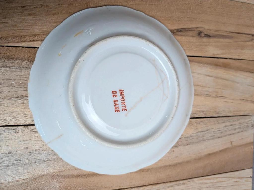 Tasse et soucoupe anciennes en porcelaine de Saxe – La Samaritaine