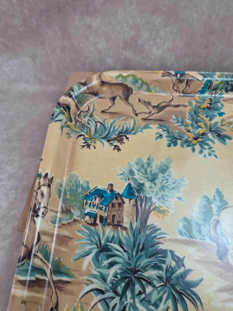 Plateau vintage Cima Paris décor chasse à courre en fibre de verre