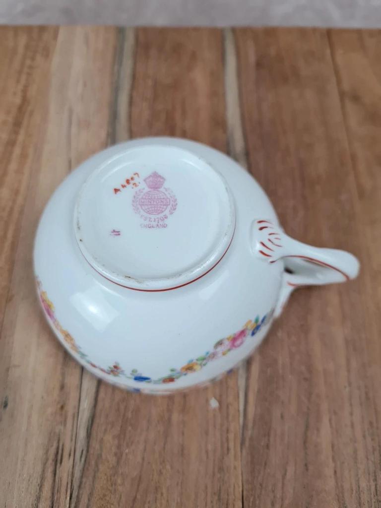 🫖 Tasse & sous-tasse Minton – Porcelaine fine anglaise