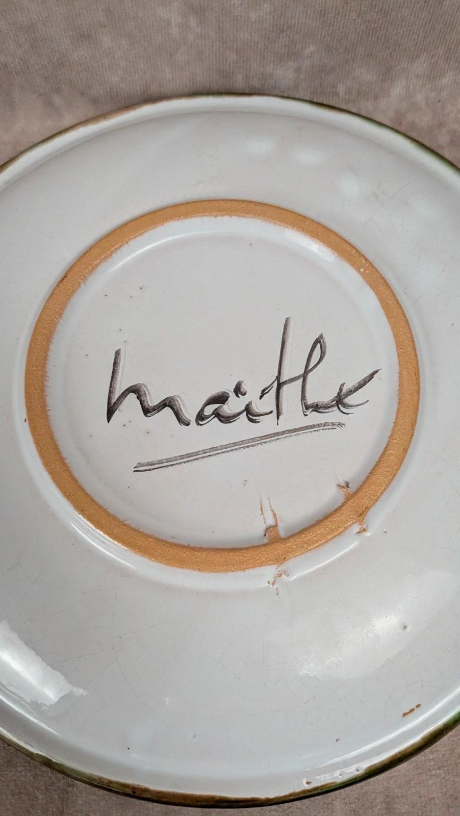 Lot de 6 assiettes plates artisanales signées Maïté – décors peints à la main