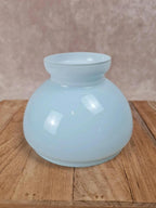 Abat - jour ancien en opaline bleue décor roses 🌸