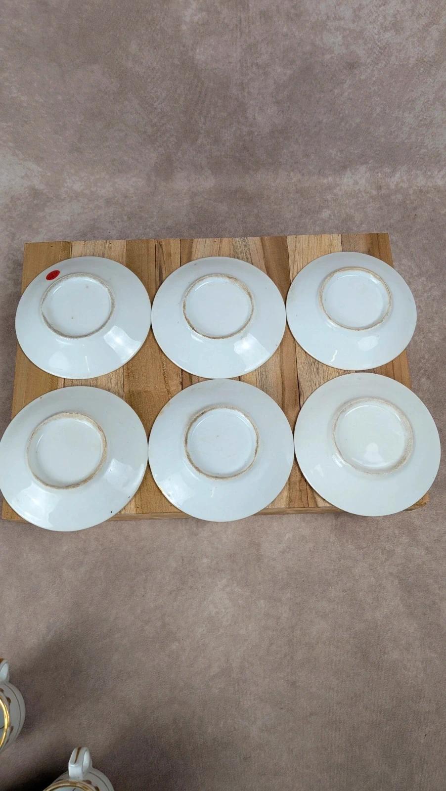 Lot de 6 tasses anciennes Vieux Paris et leurs 6 soucoupes dorées