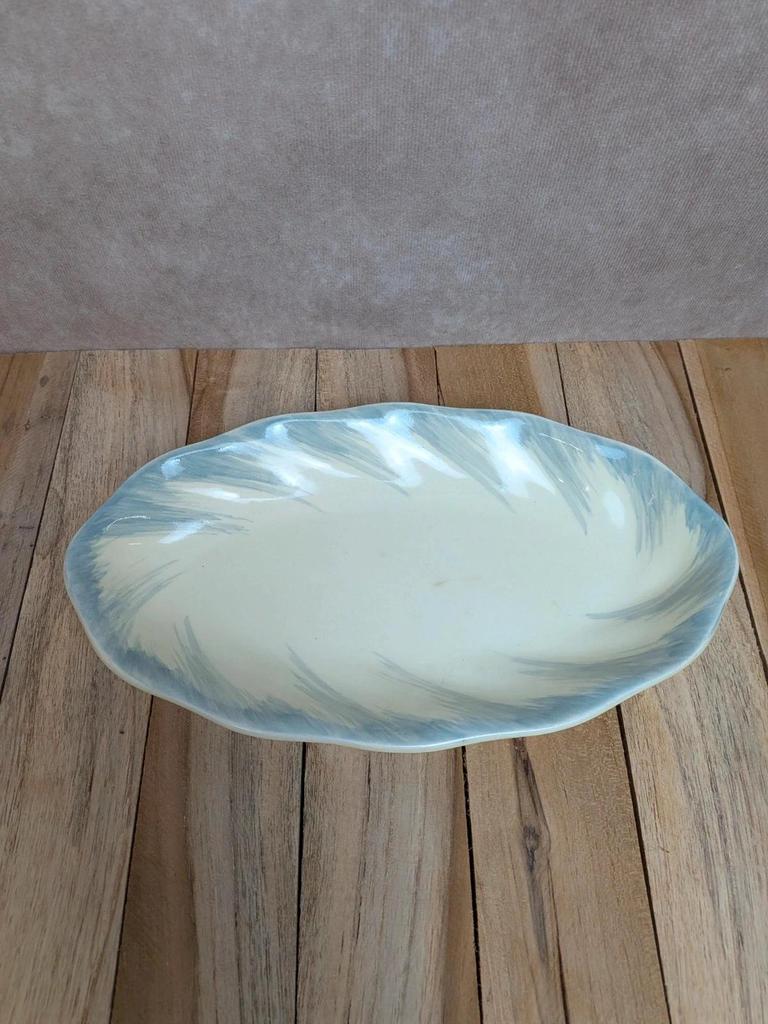 Saucière + plateau Terre de fer Salins décor bleu nuagé