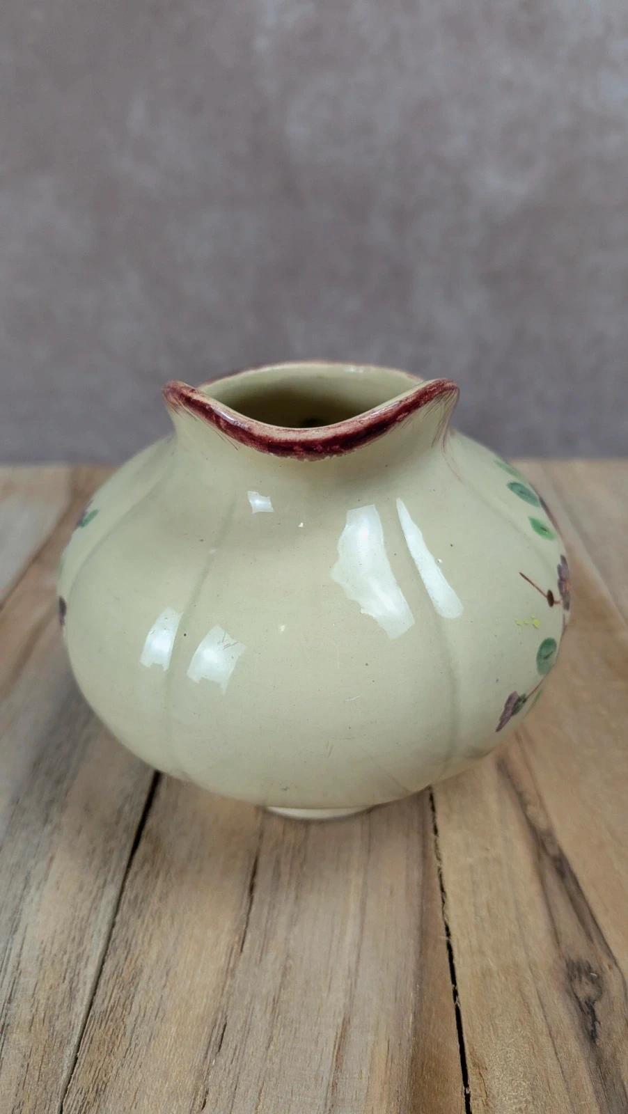 Petit pot à lait Longchamp fleuri vintage