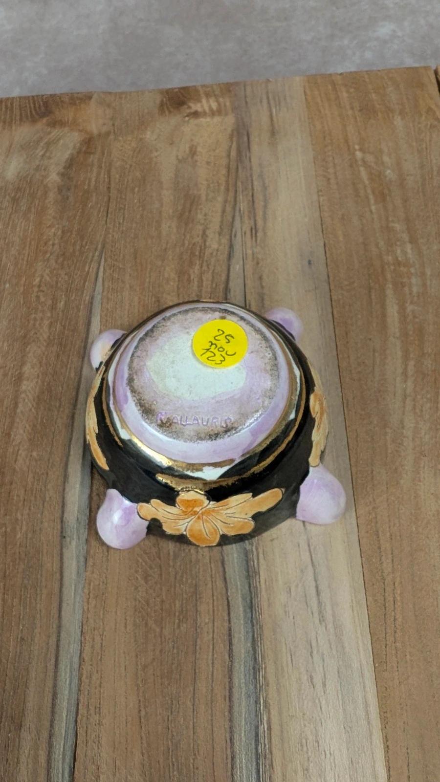 Cendrier vintage signé Vallauris – céramique décorative