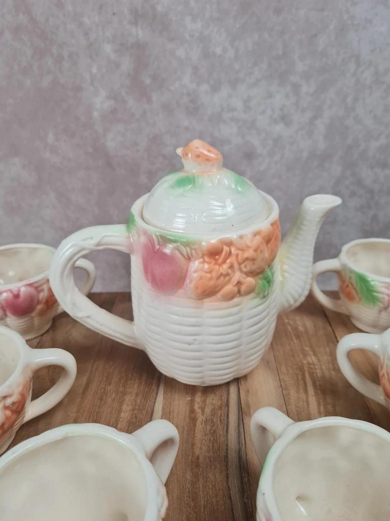 Adorable petit service à thé vintage en faïence colorée 🌸