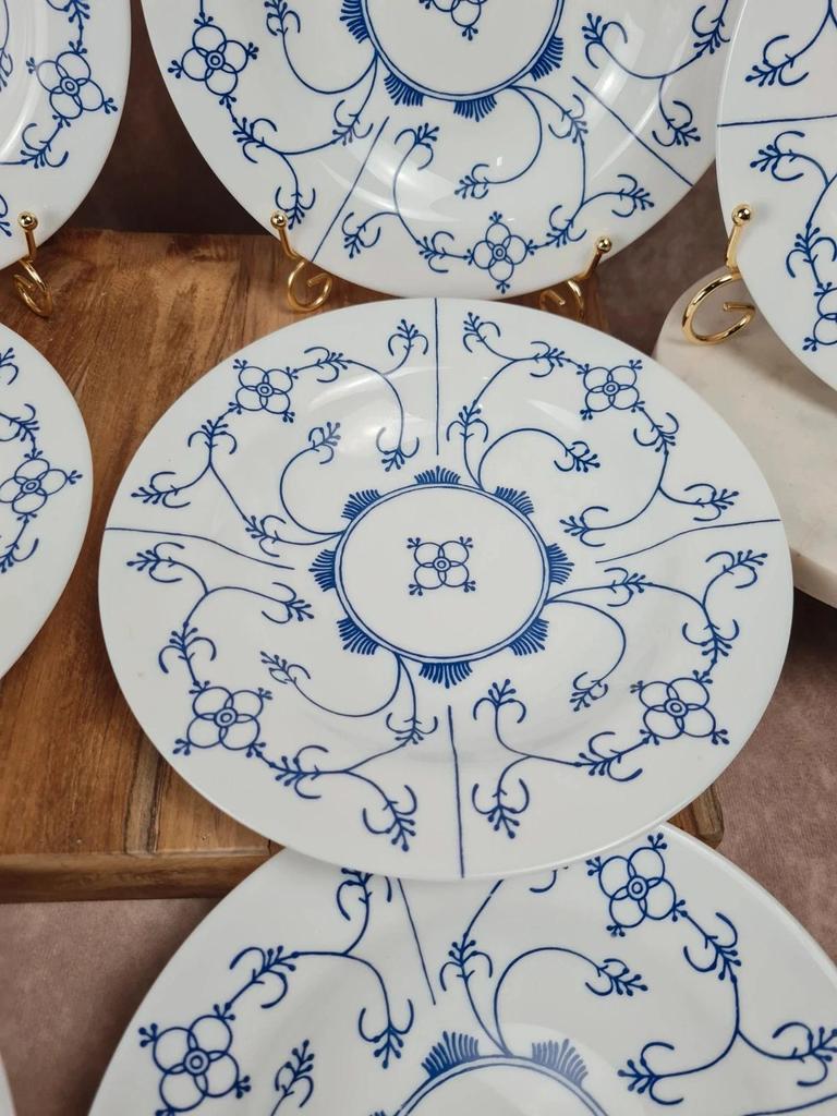Lot de 8 assiettes creuses Arcopal modèle “régence”