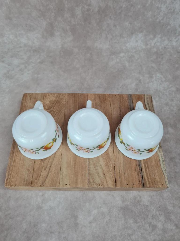 Lot de 3 tasses à café Arcopal – motif pommes vintage
