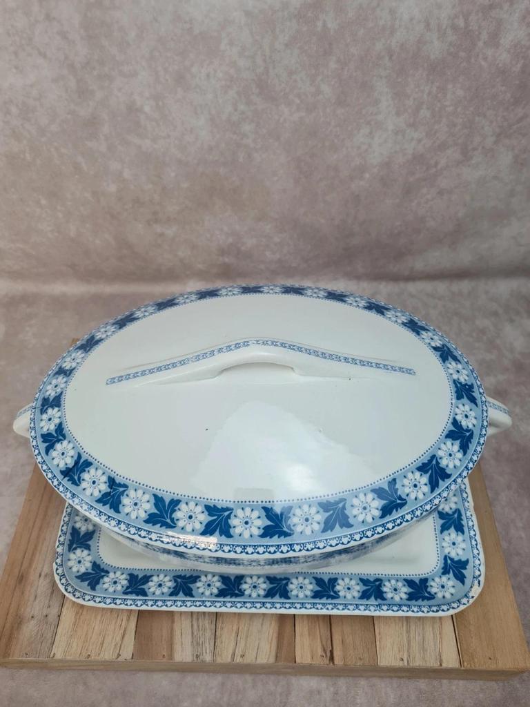 Légumière ancienne en bn terre de fer Sarreguemines “nancy” complète – plat + couvercle 💙