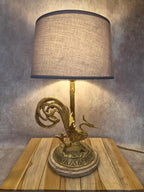 Grande lampe vintage en laiton moulé – Phénix – socle en onyx – années 60/70