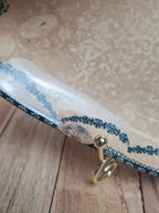 Ravier ancien Terre de Fer Salins décor bleu – patine superbe 💙